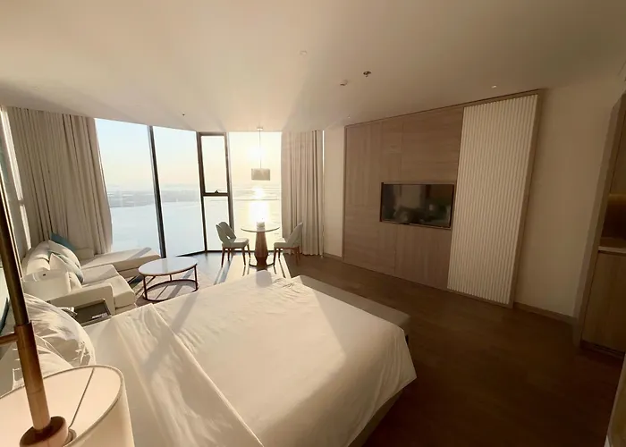 Căn hộ Sea View- Icon40 - Alacarte - New Life - 1 To 5 Bedrooms *