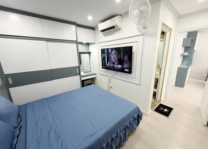 Sea View- Icon40 - Alacarte - New Life - 1 To 5 Bedrooms Hạ Long