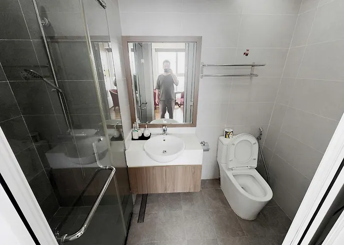 Sea View- Icon40 - Alacarte - New Life - 1 To 5 Bedrooms Hạ Long
